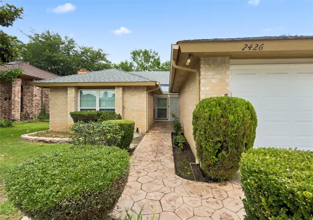 Photo 2 of Single family home for sale at 2426 Sutton Dr, Arlington, TX 76018 | MLS# 21285954 | Listing updated on 2026-08-30