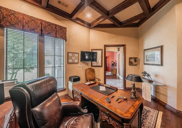 2nd image of 2726 Country Club Rd, Arlington, TX 76013 | MLS# 21286015