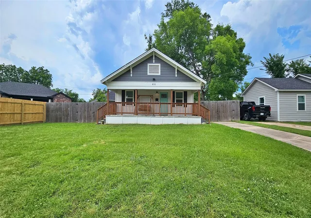 Homes for sale in Sulphur Springs, TX | 831 Alabama St, Sulphur Springs, TX 75482 | MLS# 21276330