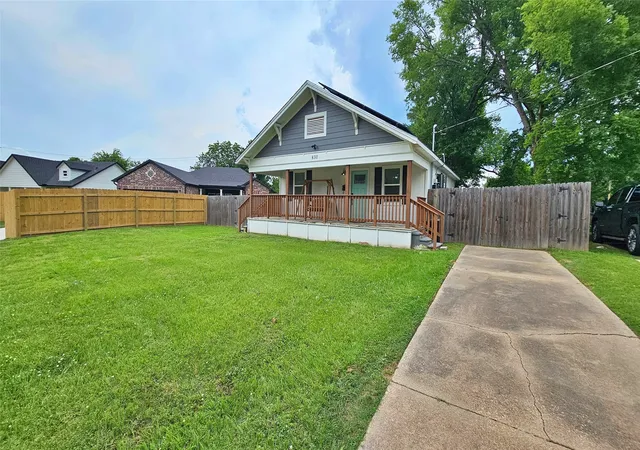 Homes for sale in Sulphur Springs, TX | 831 Alabama St, Sulphur Springs, TX 75482 | MLS# 21276330