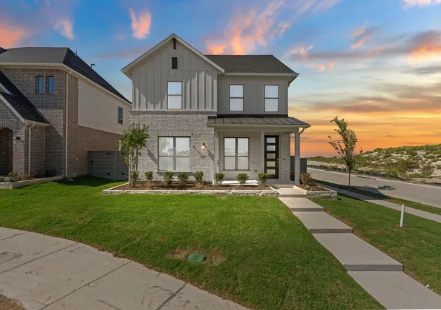 Photo 1 of Single family home for sale at 2452 Trailrunner Dr, Celina, TX 75009 | MLS# 21286120 | Listing updated on 2026-10-31