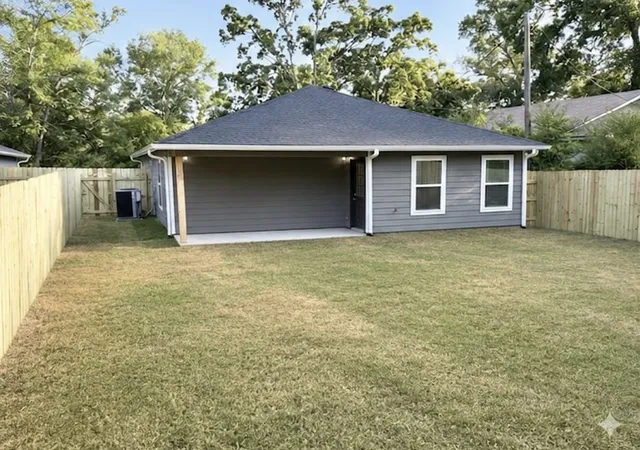 Homes for sale in Gladewater, TX | 506 Jeanette Ave, Gladewater, TX 75647 | MLS# 21286090