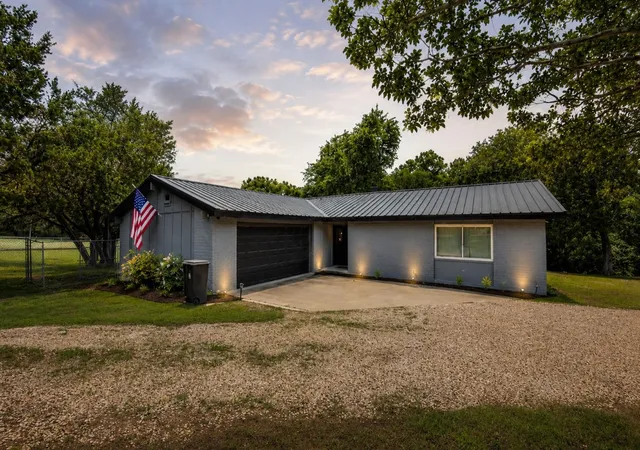 Homes for sale in Whitney, TX | 116 Wild Plum Ln, Whitney, TX 76692 | MLS# 21283875