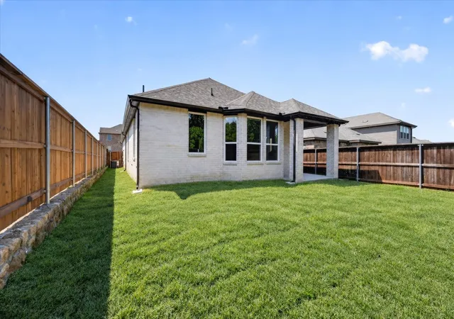 Photo 3 of Single family home for sale at 3710 Southbend Dr, Denison, TX 75020 | MLS# 21286181 | Listing updated on 2026-09-28