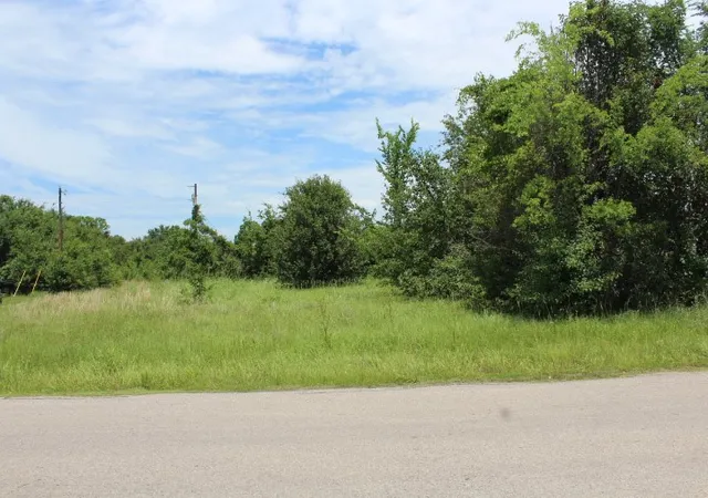 Photo 2 of Land for sale at 110m First Mate Rd, Gun Barrel City, TX 75147 | MLS# 21286317 | Listing updated on 2026-08-04