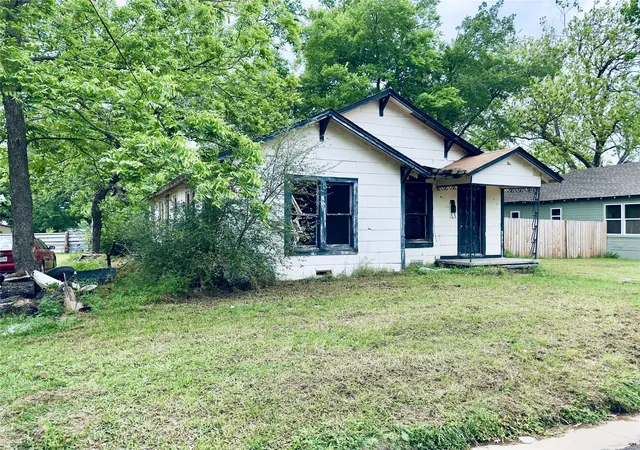 Homes for sale in Sulphur Springs, TX | 117 Foscue St, Sulphur Springs, TX 75482 | MLS# 21286323
