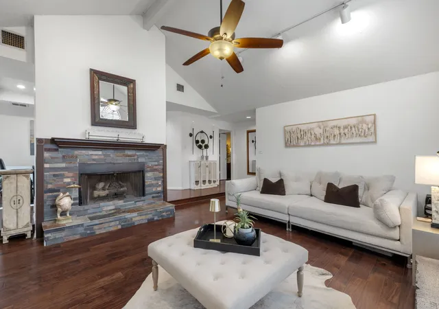 Photo 4 of Single family home for sale at 1317 Elk Grove Dr, Richardson, TX 75081 | MLS# 21285922 | Listing updated on 2026-08-24