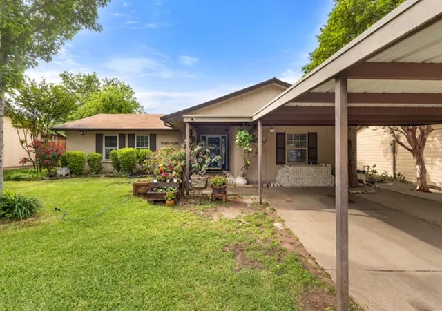 Homes for sale in Balch Springs, TX | 13212 Kings Mountain Dr, Balch Springs, TX 75180 | MLS# 21286332
