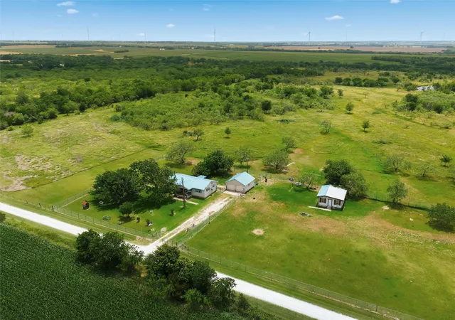 Homes for sale in Mount Calm, TX | 318 Hcr 3249, Mount Calm, TX 76673 | MLS# 21286337