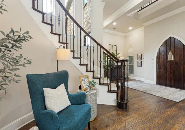 Photo 4 of Single family home for sale at 33 Lochleven, Richardson, TX 75082 | MLS# 21283121 | Listing updated on 2026-09-30