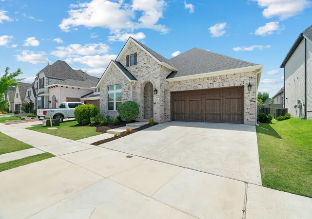 Homes for sale in Argyle, TX | 1821 Stonewall Rd, Argyle, TX 76226 | MLS# 21284375