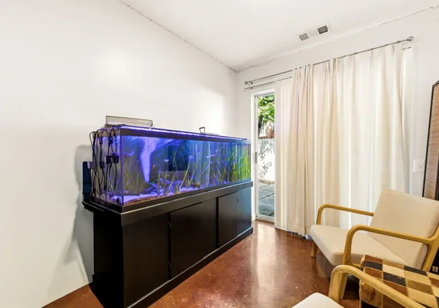 Photo 4 of Condo for sale at 3836 San Jacinto St, Dallas, TX 75204 | MLS# 21286347 | Listing updated on 2026-08-18