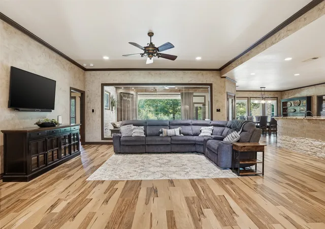 Photo 4 of Single family home for sale at 9310 Bellechase Rd, Granbury, TX 76049 | MLS# 21284712 | Listing updated on 2026-08-22
