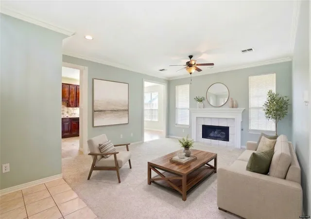 Photo 4 of Sale Pending at 2421 Bowie Ln, Grapevine, TX 76051 | MLS# 21286403 | Listing updated on 2026-09-04