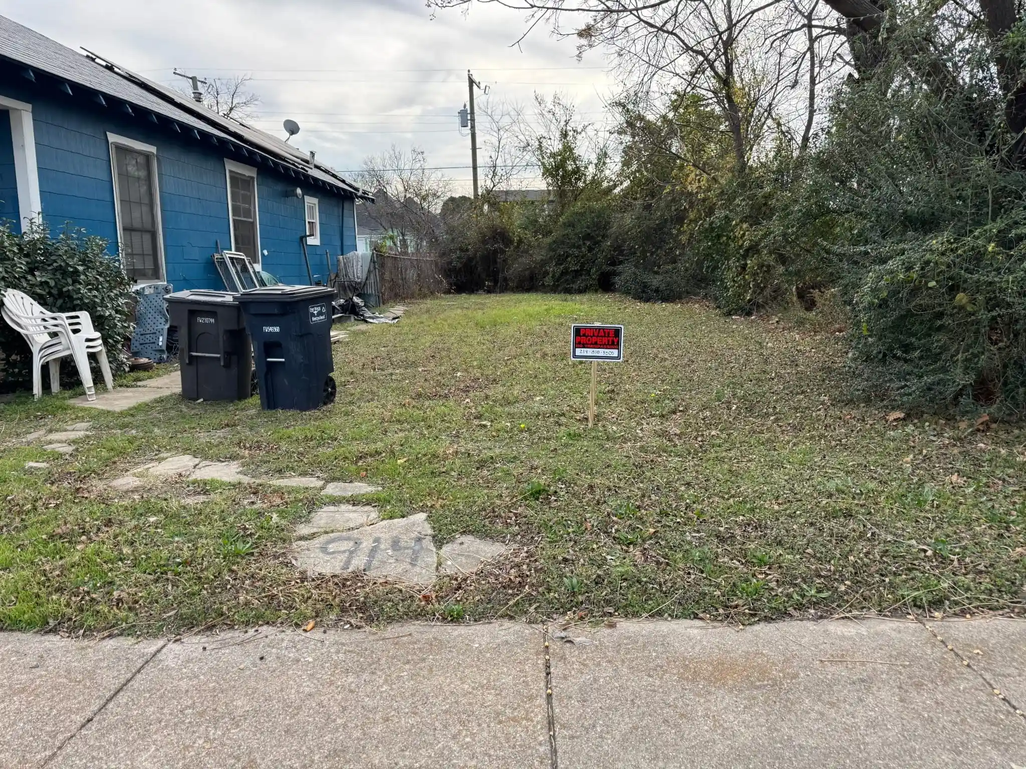 Photo 1 of Land for sale at 914 E Leuda, Fort Worth, TX 76104 | MLS# 21286481 | Listing updated on 2026-05-31
