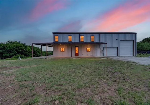 Photo 1 of Single family home for sale at 528 Hill County Road 4411, Grandview, TX 76050 | MLS# 21286567 | Listing updated on 2026-08-29