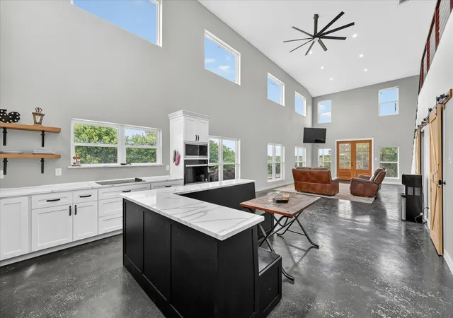 Photo 3 of Single family home for sale at 528 Hill County Road 4411, Grandview, TX 76050 | MLS# 21286567 | Listing updated on 2026-08-29