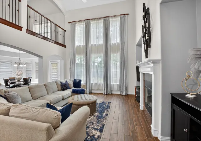 1st image of 6601 Vintage Dr, Arlington, TX 76001 | MLS# 21278122