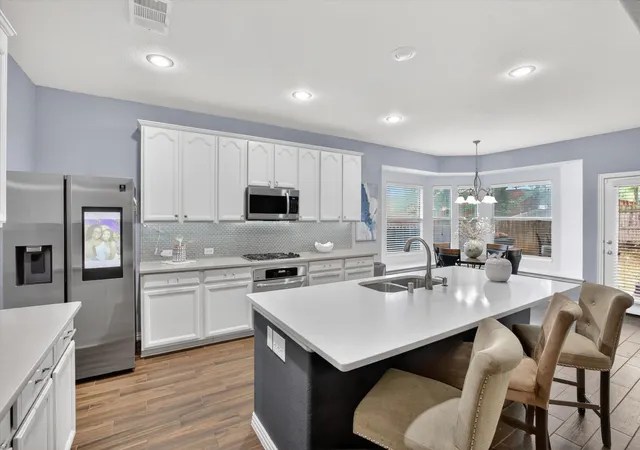 5th image of 6601 Vintage Dr, Arlington, TX 76001 | MLS# 21278122