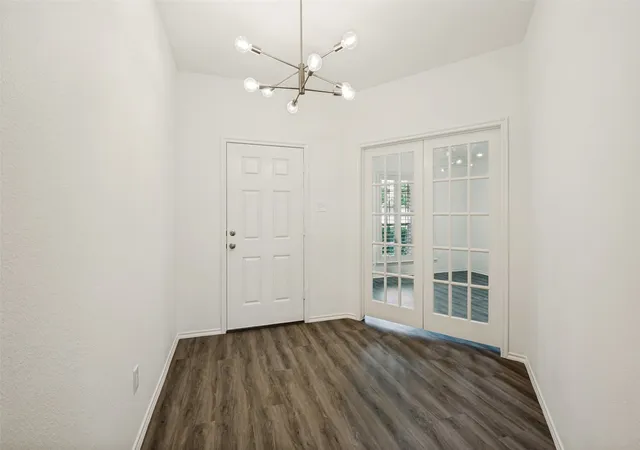 Photo 4 of Sale Pending at 1097 Luton Dr, Prosper, TX 75078 | MLS# 21286651 | Listing updated on 2026-07-24
