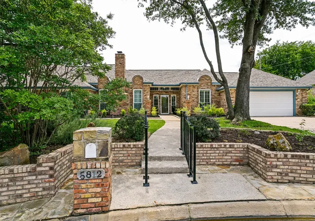 Homes for sale in Colleyville, TX | 5812 Ponderosa St, Colleyville, TX 76034 | MLS# 21241079