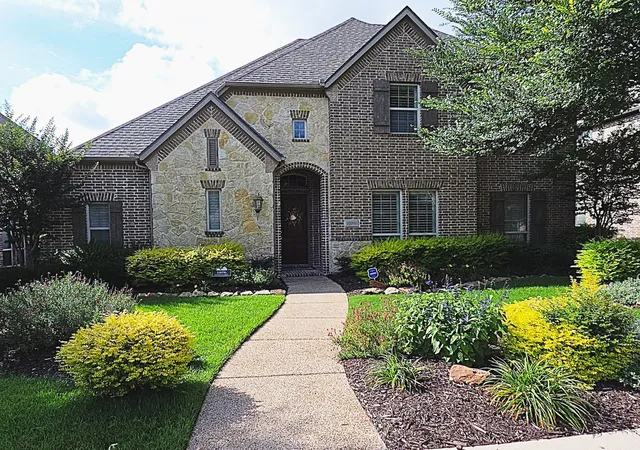 Homes for sale in Frisco, TX | 10096 Drawbridge Dr, Frisco, TX 75035 | MLS# 21283489