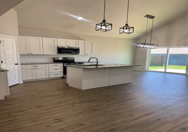 Homes for sale in Crowley, TX | 133 Magnolia Estates St, Crowley, TX 76036 | MLS# 21286751