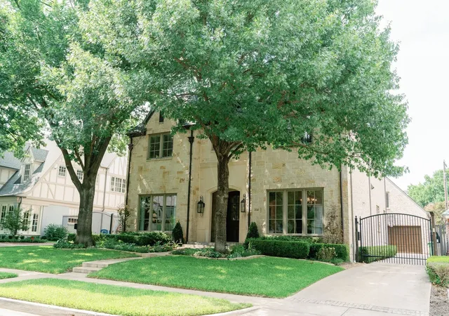 Homes for sale in Highland Park, TX | 4540 Belclaire Ave, Highland Park, TX 75205 | MLS# 21281263