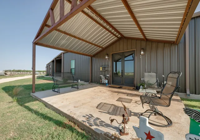 Homes for sale in Hamlin, TX | 11530 County Road 140, Hamlin, TX 79520 | MLS# 21273768