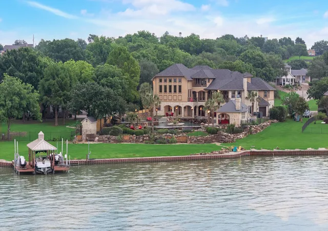 Photo 2 of Mansion for sale at 1612 S Lakeshore Dr, Rockwall, TX 75087 | MLS# 21286995 | Listing updated on 2026-07-27
