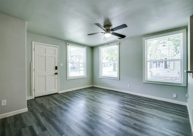Homes for sale in Terrell, TX | 606 W High St, Terrell, TX 75160 | MLS# 21286958