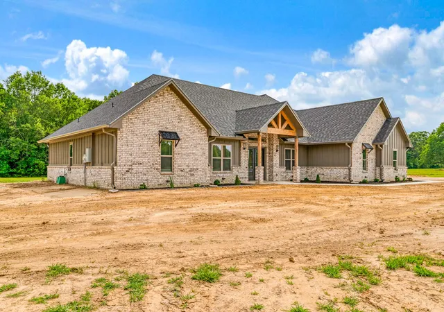 Homes for sale in Blossom, TX | 250 Private Road 45855, Blossom, TX 75416 | MLS# 21263444