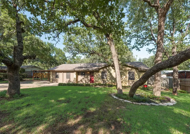 Homes for sale in North Richland Hills, TX | 7100 Lowery Ln, North Richland Hills, TX 76182 | MLS# 21286637
