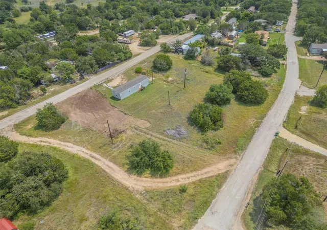 Homes for sale in Granbury, TX | 4200 Tennessee Trl, Granbury, TX 76048 | MLS# 21284236