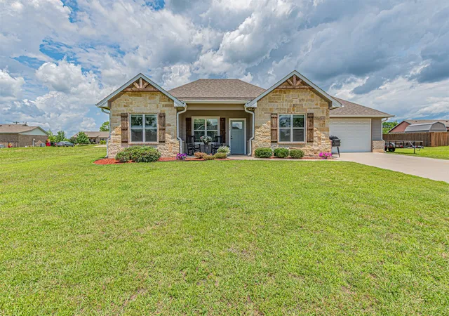 Homes for sale in Emory, TX | 177 Mill St, Emory, TX 75440 | MLS# 21280963