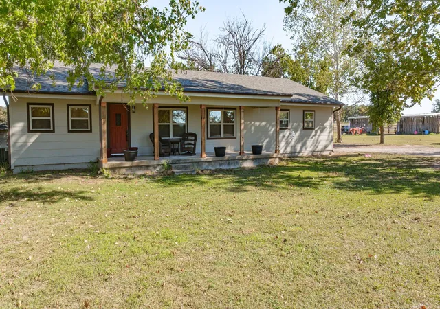 Homes for sale in Comanche, TX | 551 County Road 416, Comanche, TX 76442 | MLS# 21287127