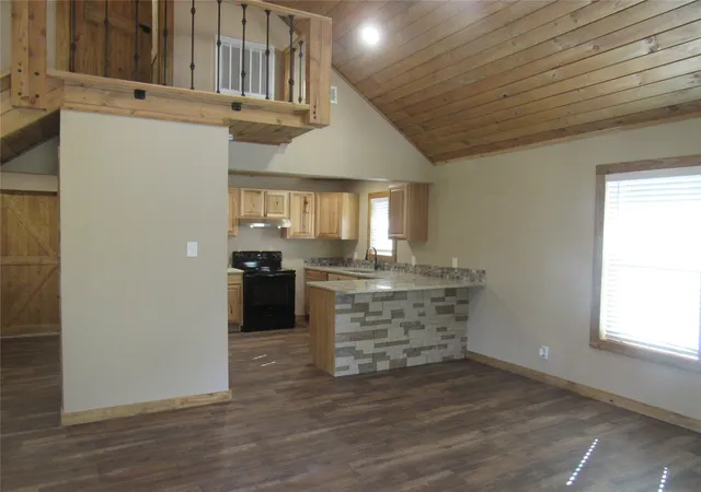 Photo 3 of Single family home for sale at 391 County Road 147, Gainesville, TX 76240 | MLS# 21286584 | Listing updated on 2026-08-24