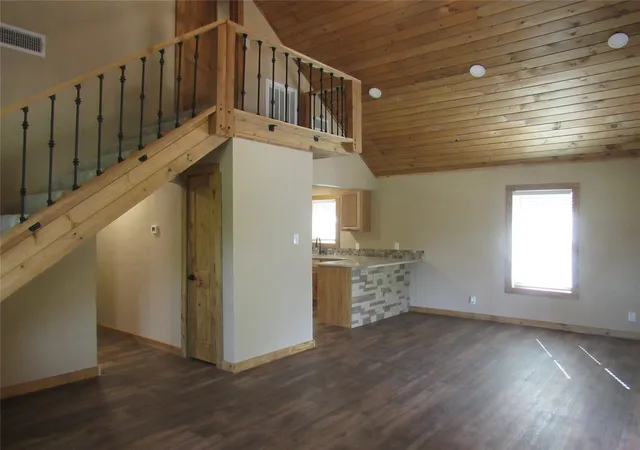 Photo 4 of Single family home for sale at 391 County Road 147, Gainesville, TX 76240 | MLS# 21286584 | Listing updated on 2026-08-24