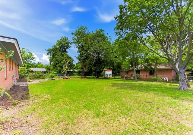 26th image of 1209 Glasgow Rd, Fort Worth, TX 76134 | MLS# 21286588