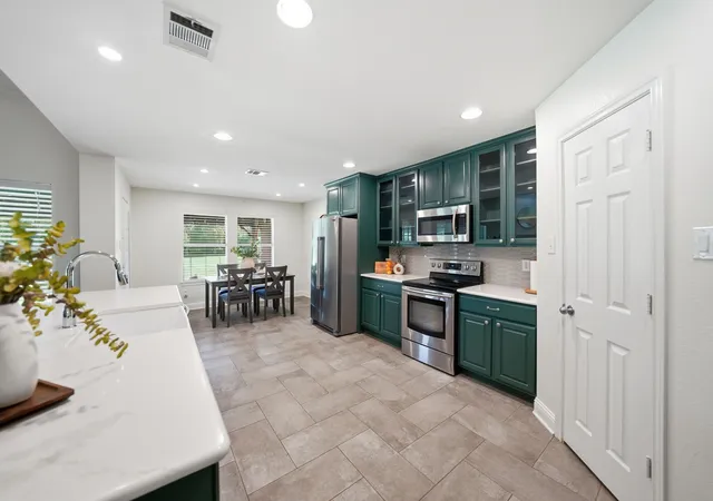 Photo 3 of Sale Pending at 2606 Ash Dr, Wylie, TX 75098 | MLS# 21286080 | Listing updated on 2026-07-23