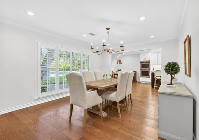Photo 3 of Sale Pending at 3013 Overton Park Dr E, Fort Worth, TX 76109 | MLS# 21287119 | Listing updated on 2026-07-23