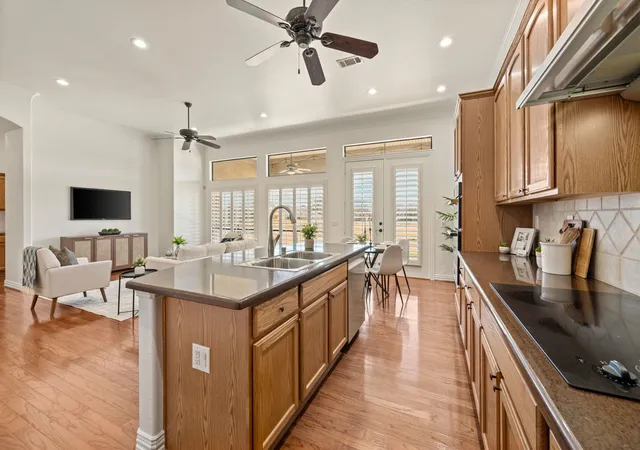 Homes for sale in Denton, TX | 9317 Grandview Dr, Denton, TX 76207 | MLS# 21287190