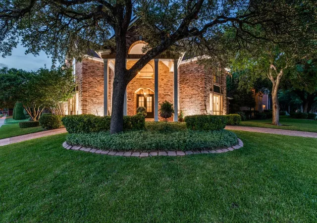 Homes for sale in Plano, TX | 4541 Hitching Post Ln, Plano, TX 75024 | MLS# 21280754