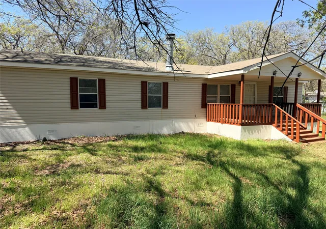 Photo 1 of Manufactured home for sale at 121 Heien Ct, Boyd, TX 76023 | MLS# 21287403 | Listing updated on 2026-09-15