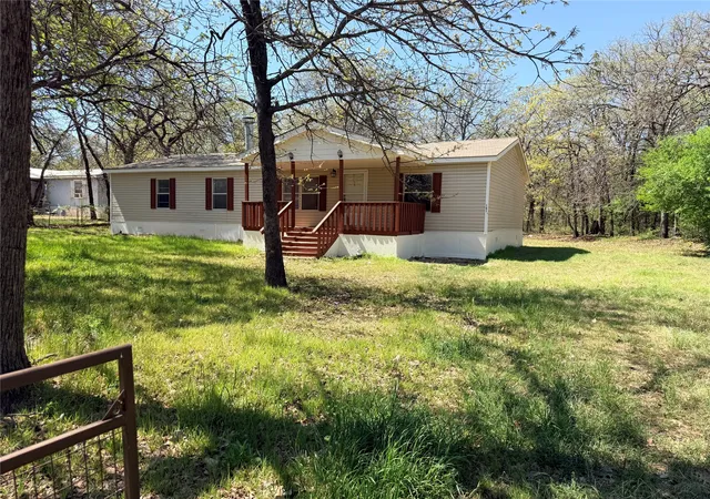 Photo 2 of Manufactured home for sale at 121 Heien Ct, Boyd, TX 76023 | MLS# 21287403 | Listing updated on 2026-09-15