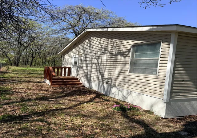 Photo 3 of Manufactured home for sale at 121 Heien Ct, Boyd, TX 76023 | MLS# 21287403 | Listing updated on 2026-09-15