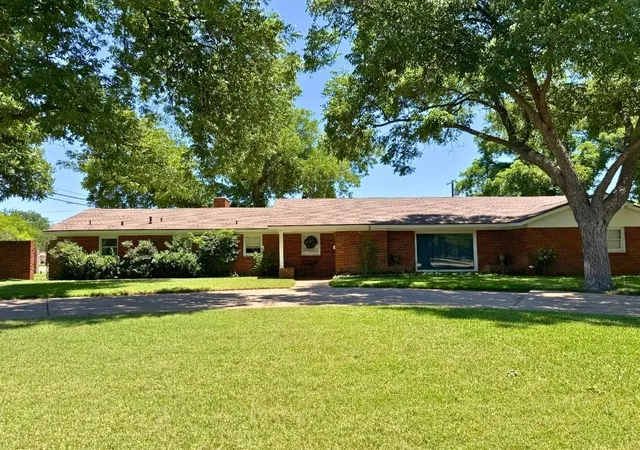 1st image of 1401 Woodridge Dr, Abilene, TX 79605 | MLS# 21282764