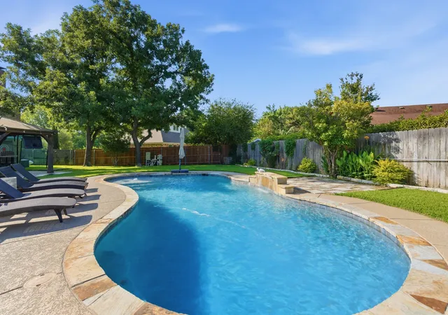 Photo 2 of Single family home for sale at 1936 Spinnaker Ln, Azle, TX 76020 | MLS# 21287300 | Listing updated on 2026-07-21