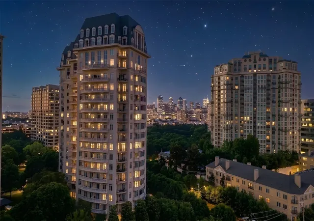 2nd image of The Vendome , Dallas, TX 75219