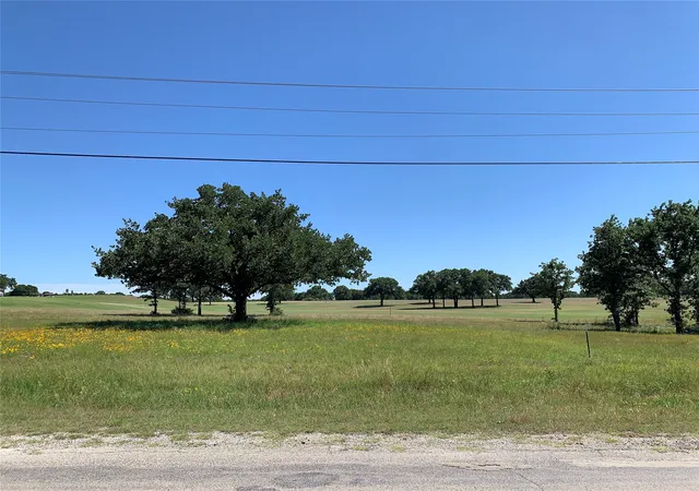 Homes for sale in Nocona, TX | 100 W Huron Cir, Nocona, TX 76255 | MLS# 21287433
